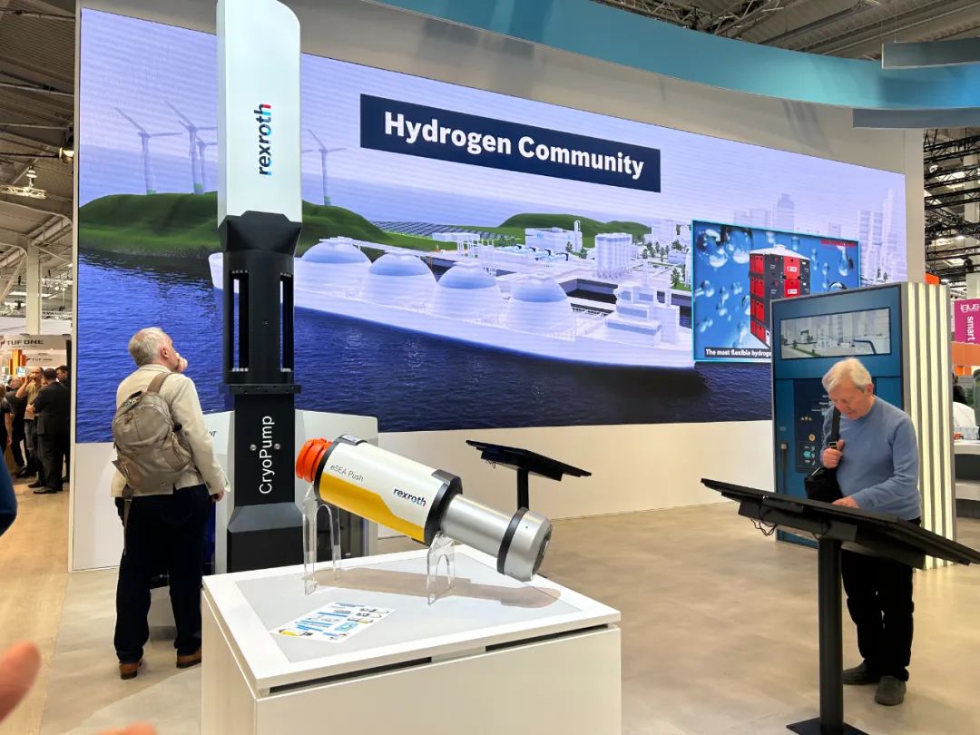 1714447294621560.jpg 18.jpg