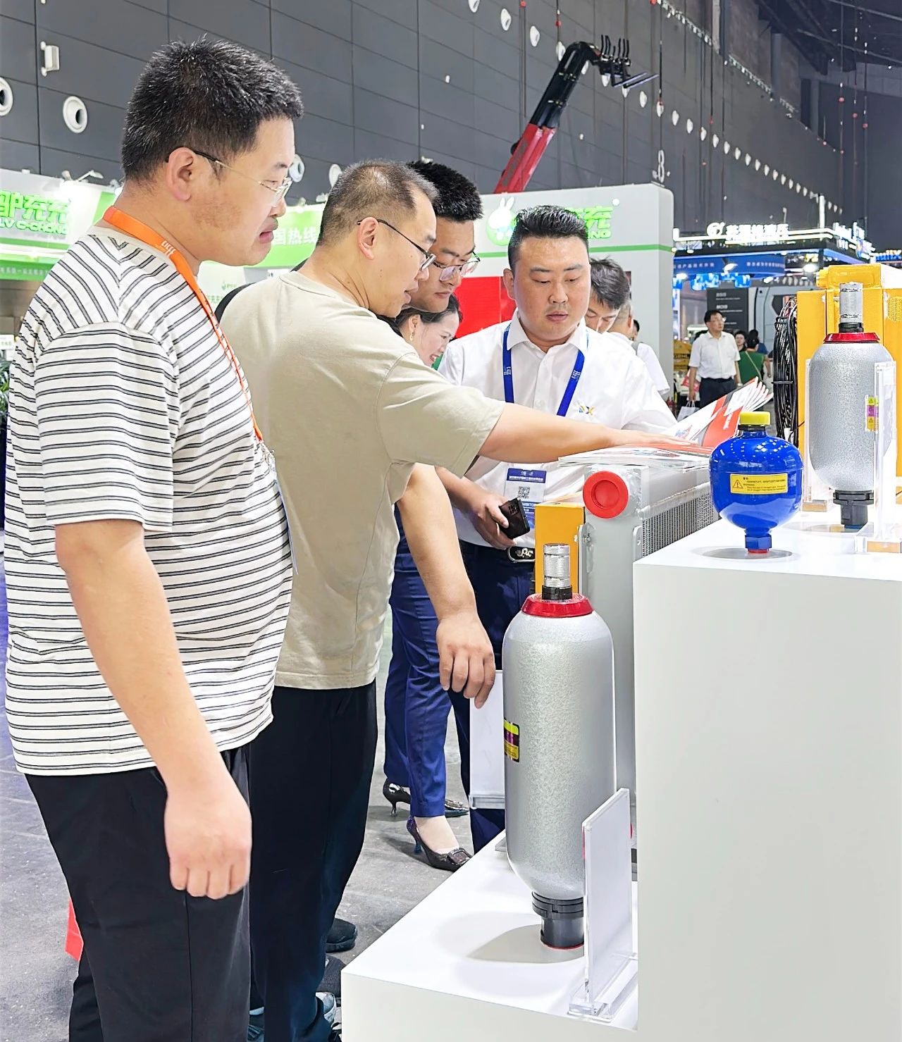 1747615446177813.jpg 13.jpg